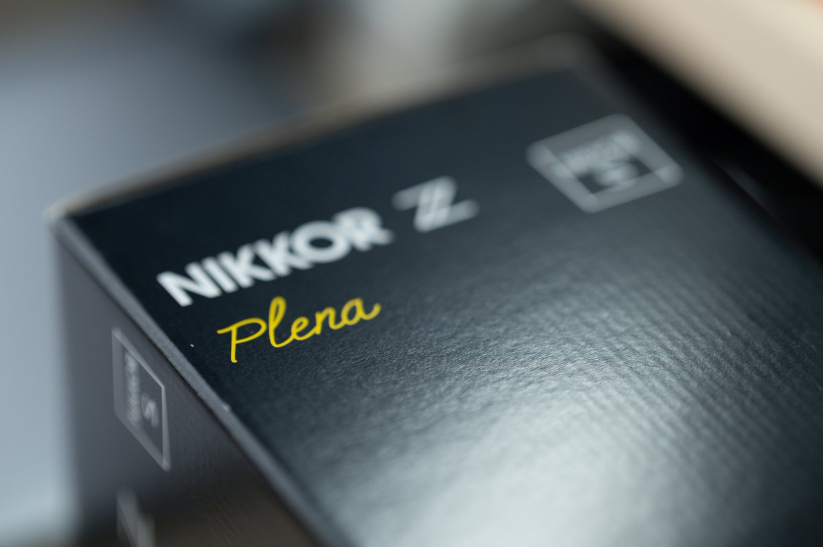 Plenaが恨めしそうに空を見上げている・・

#Nikon 
#NIKKOR
