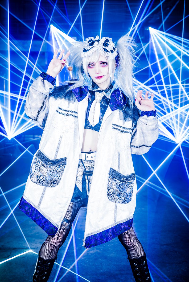 【NEW VISUAL】

ANTARES
それは、憧れーー。

2025.11.7(fri)池袋BlackHole
LIZA 2nd ONEMAN
「Art Nouveau #2」

2025.08.28 24:00
2nd depiction
ANTARES MV FULL(Promotion Edit Ver)OUT!!
youtu.be/Qmq21j8Sdr8

#リザ充
#LIZA
#1109池袋BlackHole
#2ndワンマン
#ビジュアル系
#当日無料