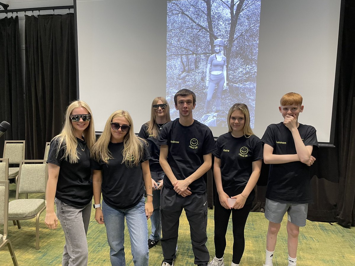 Clued Up tweet media