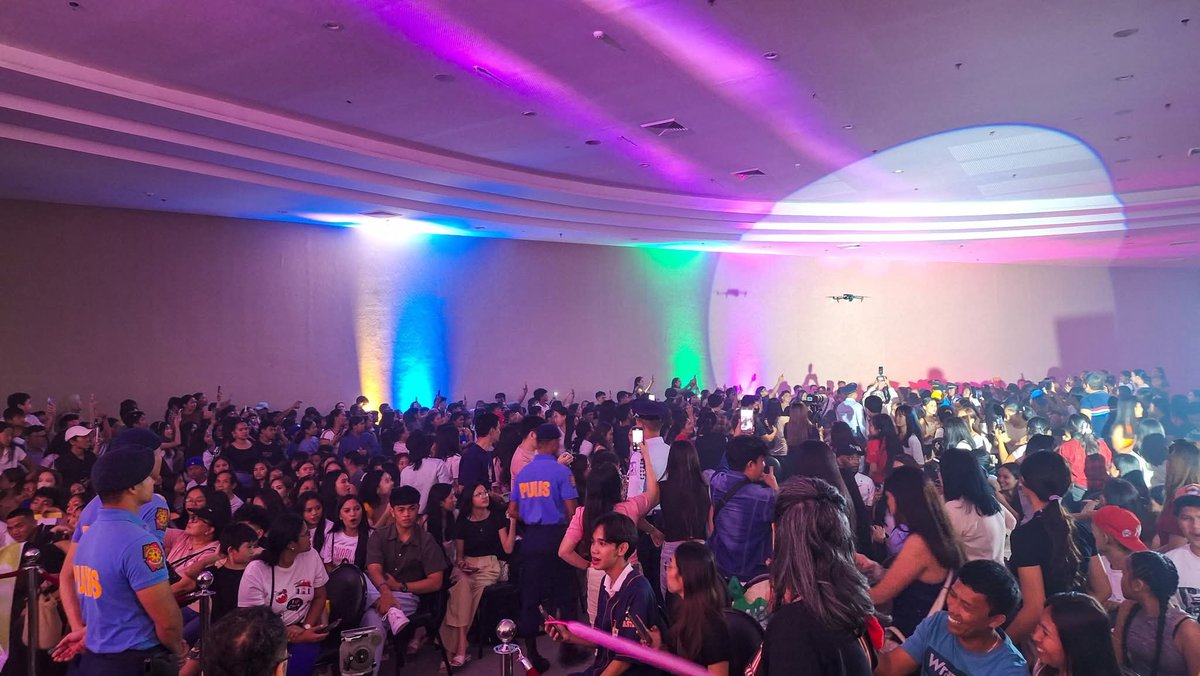 Yung Oro talaga sa Cagayan de Oro ay ang mga tao. The support is gold standard. Thank you! 🙌🏻

WELCOME HOME CHARLIE
#CharlieFleming | #KapusoSpotlight 
#GMARegionalTV | #OneMindanao

© facebook.com/share/p/19kcpL…