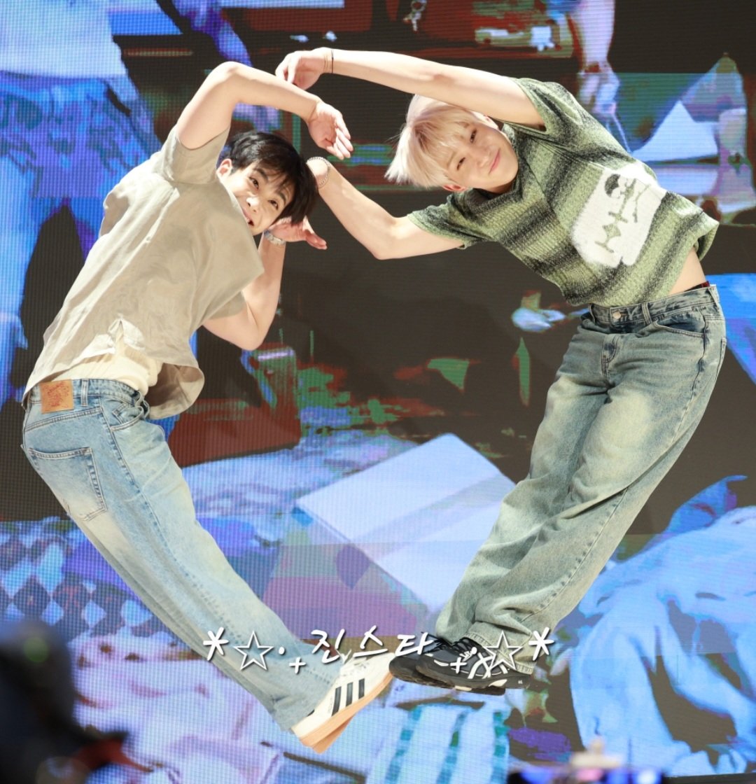_Jinstar's tweet photo. 25.08.28
Jump up FS

#진진 #JINJIN #엠제이 #MJ #ZOONIZINI #주니지니 https://t.co/JVZHRcsH5A