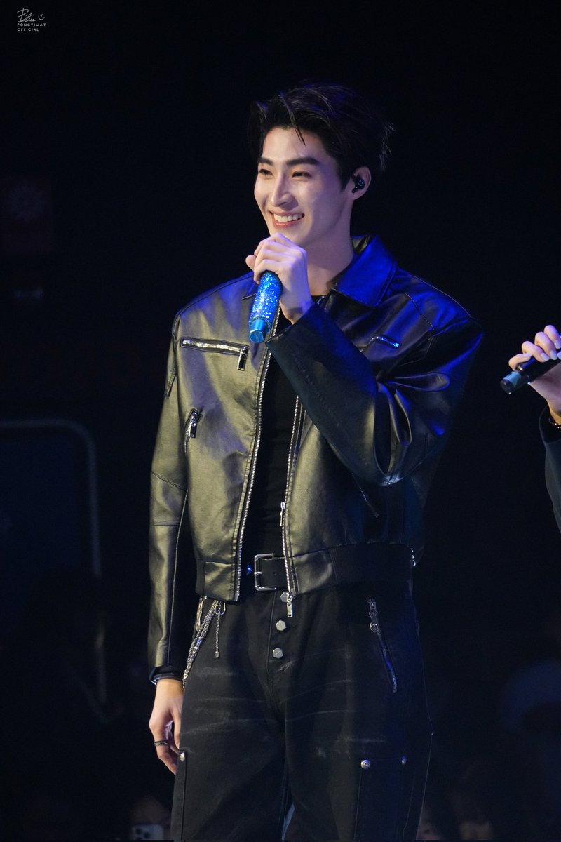 Blueda_15's tweet photo. (28082025)

ยินดีกับความสำเร็จอีกก้าวนะค้าบ ✨

We will always support you. 🫶💙

@bluepongtiwat_ 
@LOVEiS_ent

#SAMEOLDSONG_BLUE
#BLUEPONGTIWAT
#LOVEiSENTERTAINMENT https://t.co/1EnUHtZBxw