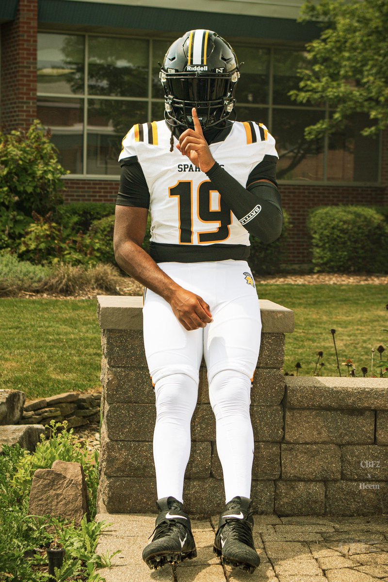 Trust I’m going to make some noise this year!! <a href="/LopezMchs/">CoachLopezMCHS</a> <a href="/Coach_JLT/">Jordan Thomas</a> <a href="/CoachK_Bell/">Kelvin Bell 🦍</a> <a href="/coach_willgreen/">William Green</a> <a href="/CoachJamison/">Terrance Jamison</a> <a href="/Levi_bradley312/">Levi bradley</a> <a href="/CoachBenBlack/">Ben Black</a> <a href="/coachdavidkelly/">David Kelly</a> <a href="/LoniFangupo/">Coach Hebron (Loni) Fangupo</a> <a href="/CoachWhit_UW/">E.J. Whitlow 🔴🦡⚪️</a> <a href="/DLCoachLegi/">Legi Suiaunoa</a> @coolc185 <a href="/AllenTrieu/">Allen Trieu</a> <a href="/EDGYTIM/">Timothy “EDGYTIM” OHalloran</a> <a href="/LemmingReport/">Tom Lemming</a>