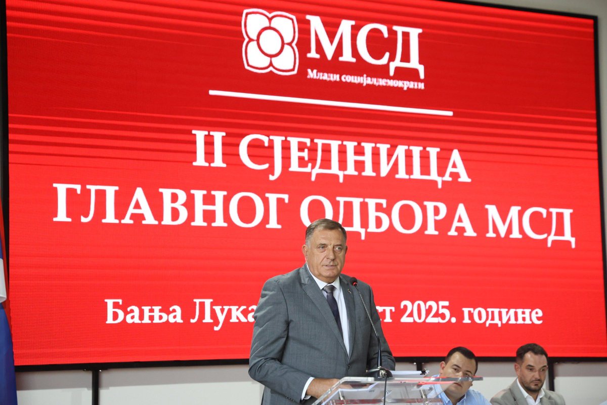 msdsrpska's tweet photo. #Banjaluka На 2. сједници Главног одбора Младих социјалдемократа обратио се и предсједник @MiloradDodik. https://t.co/Qxhawr4GDW