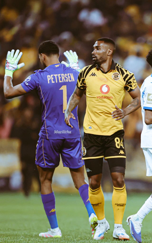 OUT-OF-POSSESSION Tactical Analysis: 

Kaizer Chiefs 0 - 0 Sundowns

Amakhosi remained unbeaten thus far, keeping a clean sheet against the defending champions Mamelodi Sundowns. Their defensive solidity and structured organization in transition phases were crucial in limiting