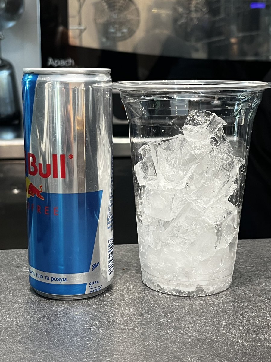 valeriastav's tweet photo. I found the drink

Gotta love my barista https://t.co/HIwJ0WdTBI