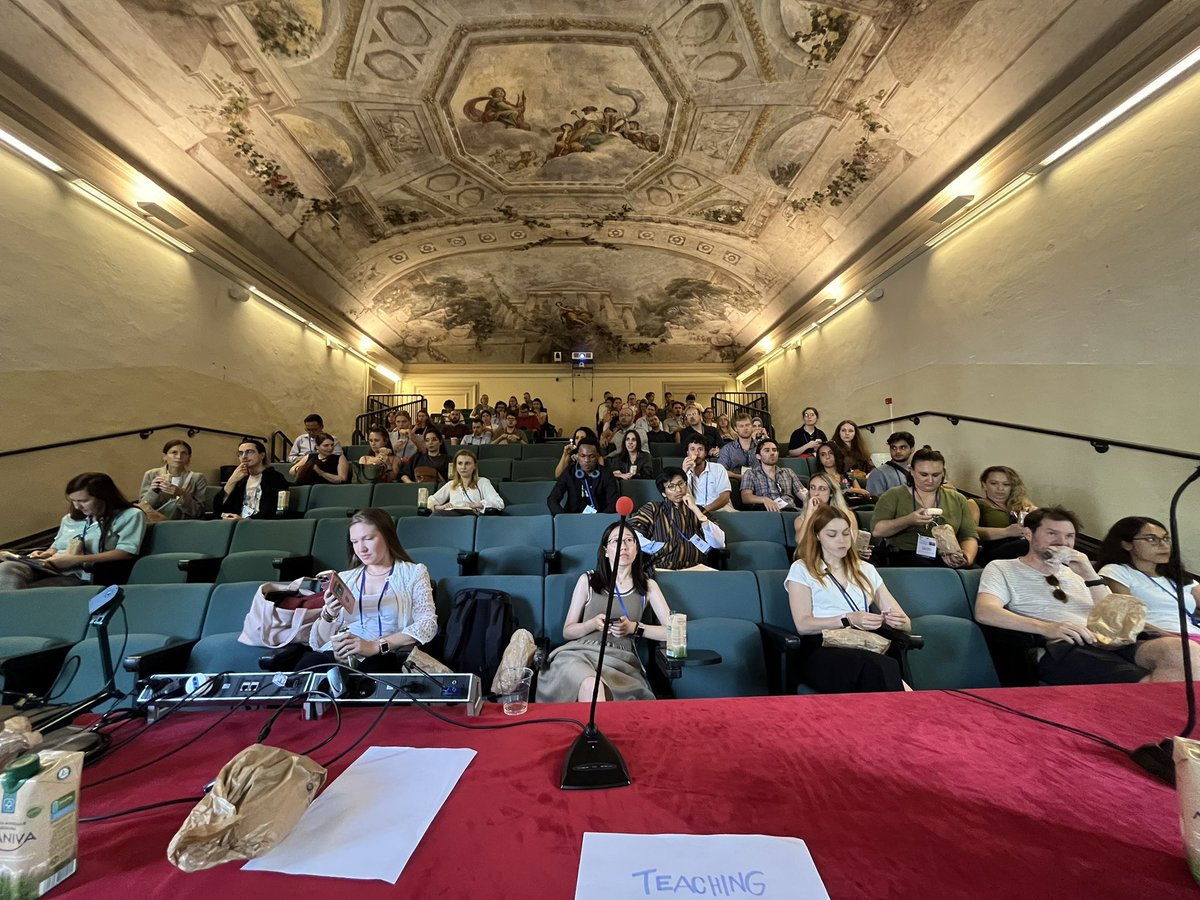 Wow! what a turnout! Huge thanks to all the ECDs who came to the Hub Meeting 🙏✨ 
See you in a bit at the Project Lab on Course Design. #EISAPEC25 #ECDgroup