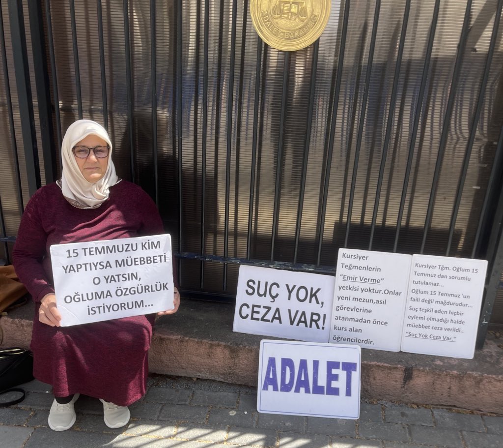 Milli Birlik ve Dayanışma Komisyonu’ndaki Vekillere

📌15 Temmuz sonrası:
🎓 Askeri öğrenciler ve kursiyer teğmenler…

⚖️ Adil yargılanmadı!
⚖️ Masumiyet karinesi yok sayıldı!

Önyargılarla suçlu ilan edildiler,
ağırlaştırılmış müebbet cezaları verildi!

  Artık çözüm elzemdir!