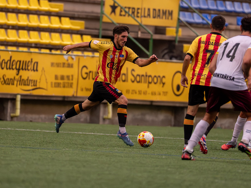 uesantandreu's tweet photo. ‼️ CANVI D'HORARI

El partit davant el @CD_Alcoyano es jugarà el diumenge 14 de setembre a les 17h, i no a les 18h com estava previst.

🔗 Entrades: https://t.co/Eb4AMFKu1X