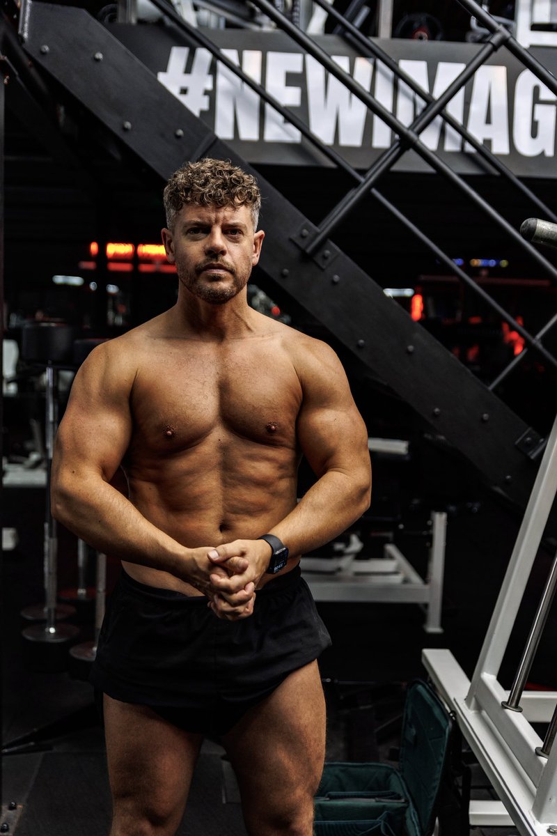 Looking to build my followers with like minded people who take pride in themselves, especially those over 40 like myself on here, instagram and TikTok. Anyone who comments and follows will get a follow back. 💪🏼
#gym #gymrat #gymmotivation #over40 #men #women