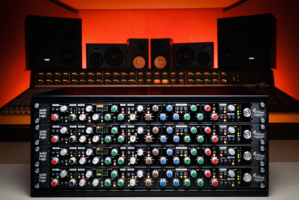 El sonido legendario de <a href="/solidstatelogic/">SSL</a> 4000. Revive.
Conoce el SSL Revival 4000: channel strip analógico con los circuitos icónicos de las Series B y E, ahora en un rack de 1U.
👉 Más info: zentralmedia.com/es/blog/ssl-re… 
#SSL #Revival4000 #ProAudio