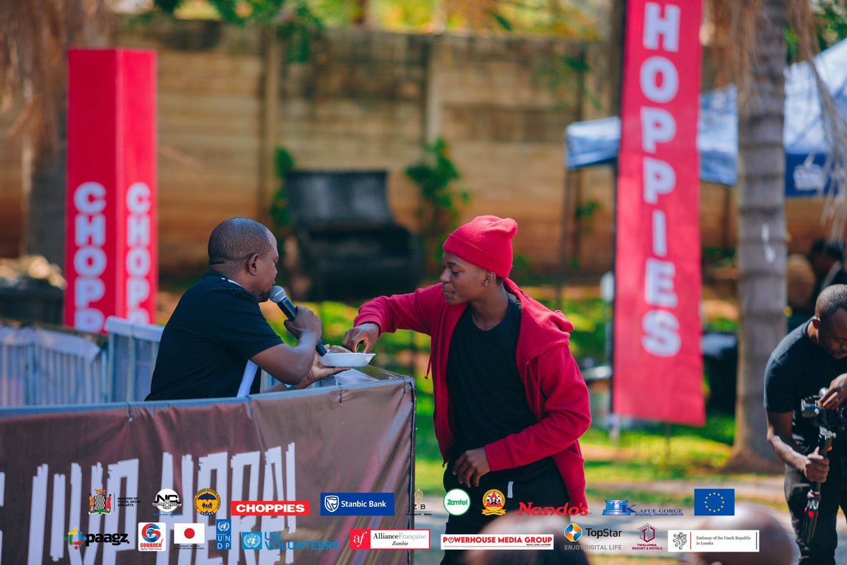 tiessoumapare's tweet photo. Happening NOW!
Day 1 of #KwimboNAF2025 is LIVE at The Piazza, Eastpark Mall!🔥
The energy is incredible, with amazing presentations and a fantastic crowd.
This is what you're missing!
Not too late to join us—we're here until 22:00! K50 at the gate.
#Lusaka #Zambia #ArtsFestival https://t.co/kupv1jh47o
