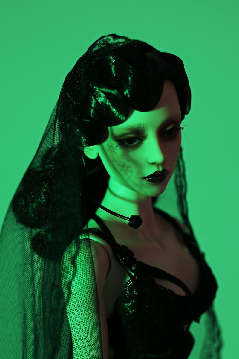 B컷인데 이건 베일 그림자가 마음에 들어