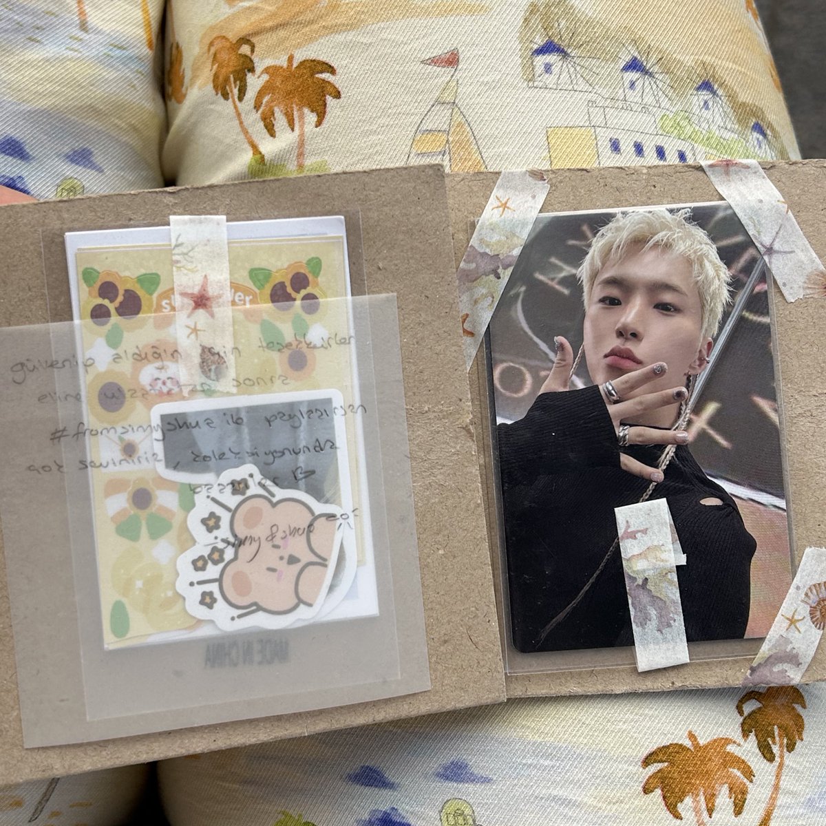 dışardan quick bir mail checkk 💌 tesekkur ederiimmm #fromsimyshua 🖤