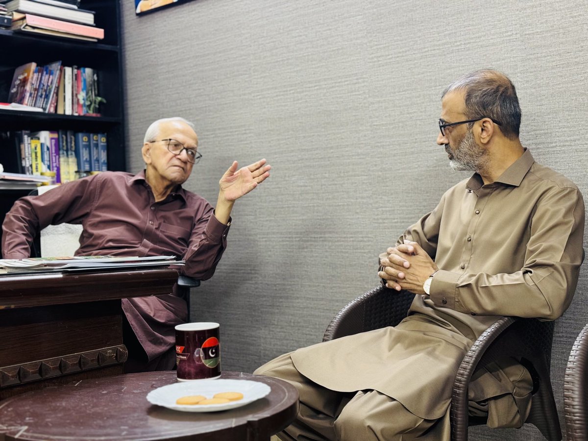 Rauf Ahmed Nagori (@raufnagori) on Twitter photo انچارج ریسرچ اینڈ کوآرڈینیشن سیل بلاول ہاؤس لال بخش بھٹو صاحب سے ملاقات۔ انچارج ریسرچ اینڈ کوآرڈینیشن سیل بلاول ہاؤس لال بخش بھٹو صاحب سے ملاقات۔