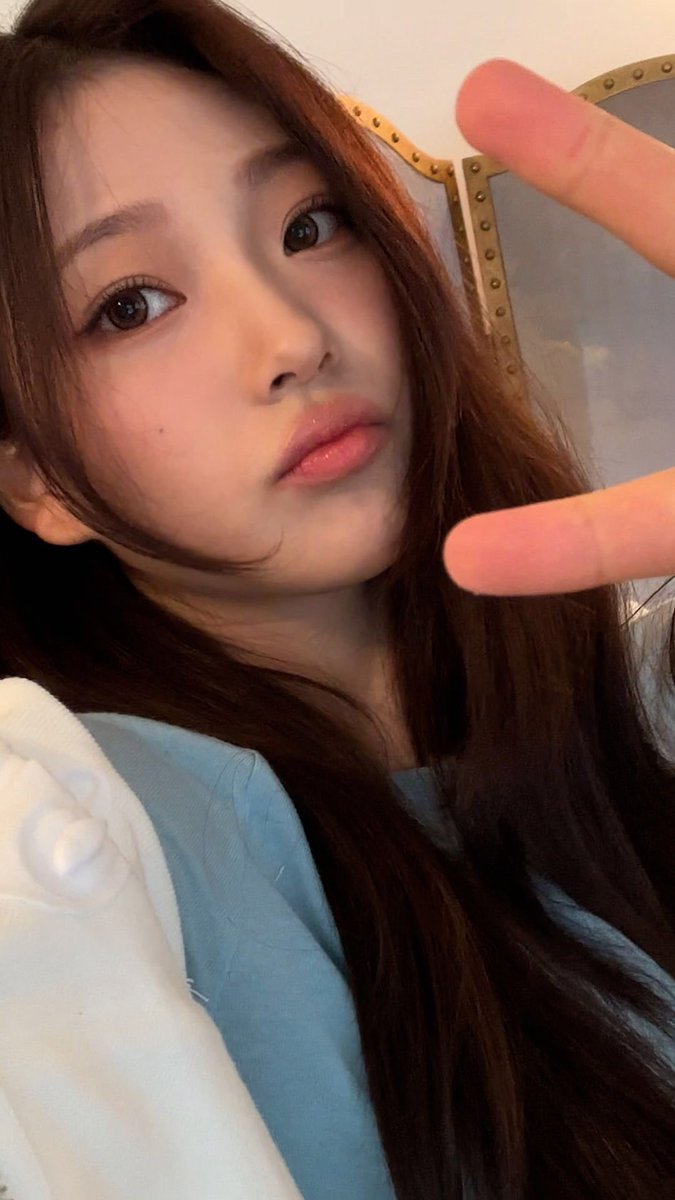 슈슈 tweet media