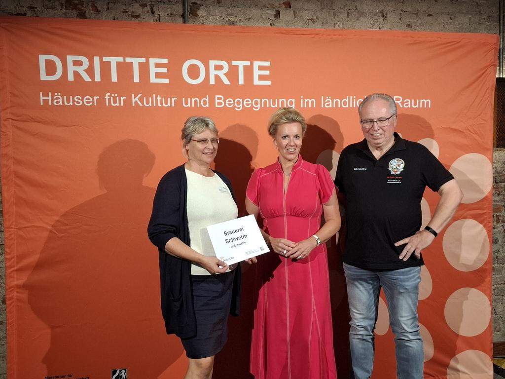 Heute Eröffnungsveranstaltung des Ministeriums für Kultur und Wissensxhaft mit Ministerin #Brandes. Der Verein #BrauereiSchwelm e.V. ist ein 3.Ort und bekommt Unterstützung vom Land NRW. brauereischwelm.de