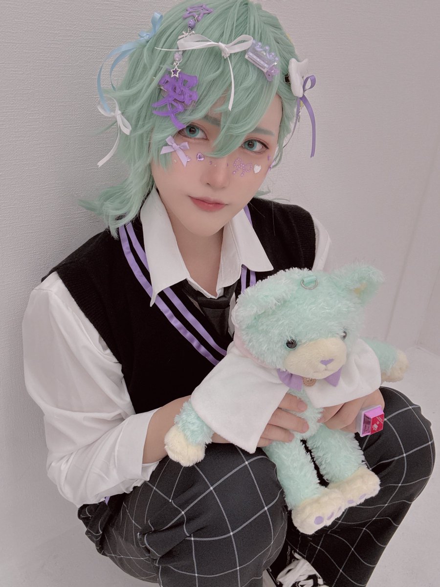⚠︎︎cos／捏造ﾃﾞｺﾗ

💜

撮影の余韻に浸りながら自撮り加工したよ