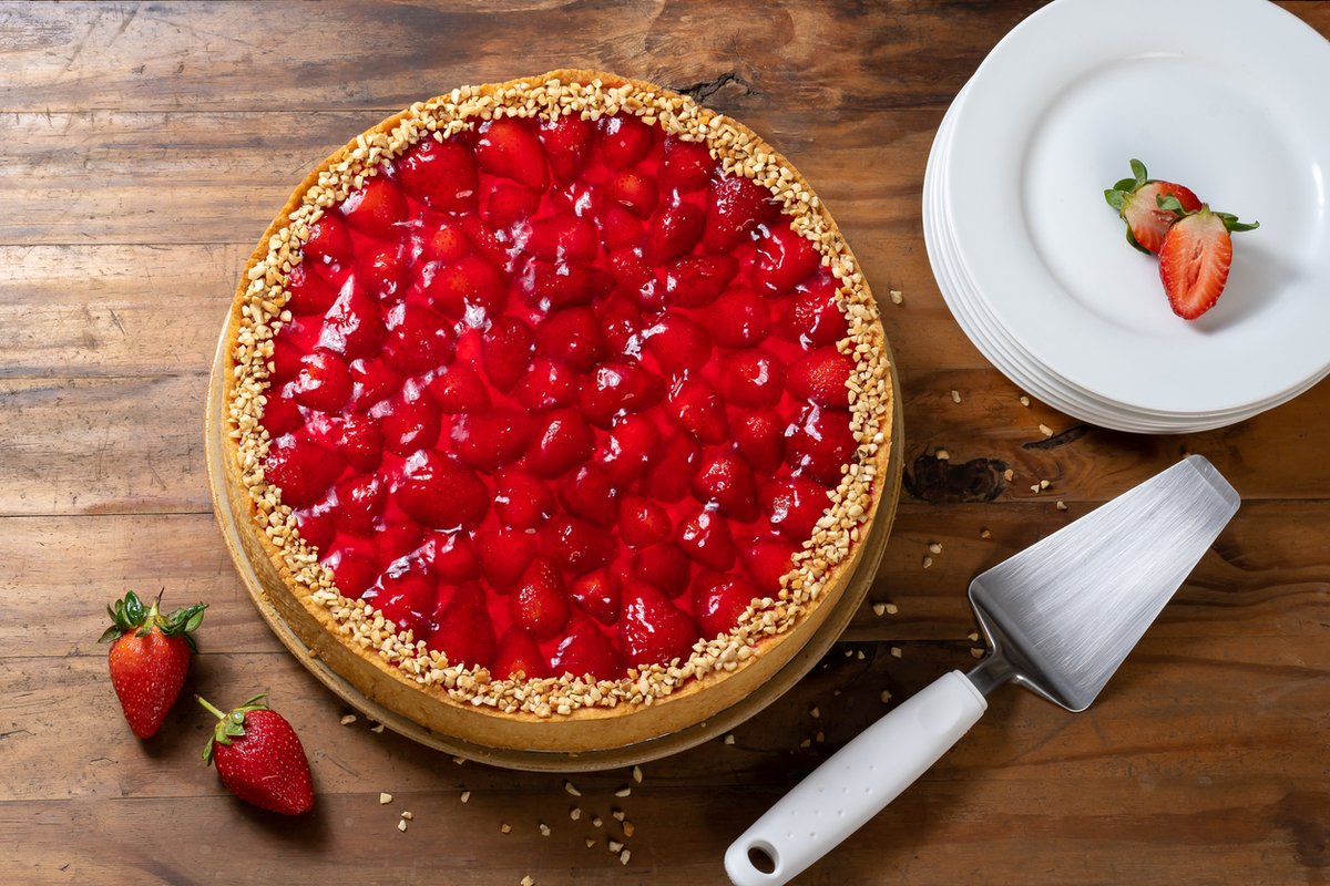 portalne10's tweet image. 🍓 Uma torta de morango super cremosa com iogurte!

😋 É impossível comer uma fatia só!

 👉 Aprenda essa receita aqui: mla.bs/675816b9

📸 Crédito: iStock

#receita #torta #tortademorango #sobremesa #receitafacil #receitasimples
 digital
#digital