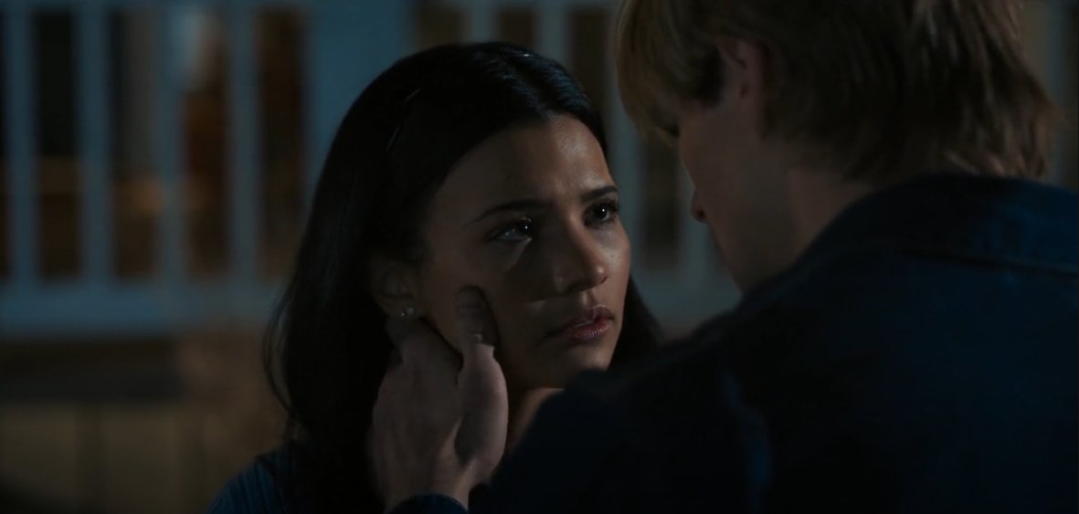 EVERYONE LOCKING LIPS THIS SEASON EXCEPT THEM CMON NOW #mylifewiththewalterboys