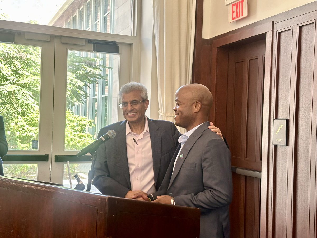 SandTechInc's tweet image. What a great time we’ve had at the #BioSTL Global Health Innovation Summit listening to bold ideas, sharing stories of impact and connecting with leaders who are shaping the future of #healthcare. We&apos;re excited to continue the conversations today.

#GHIS2025