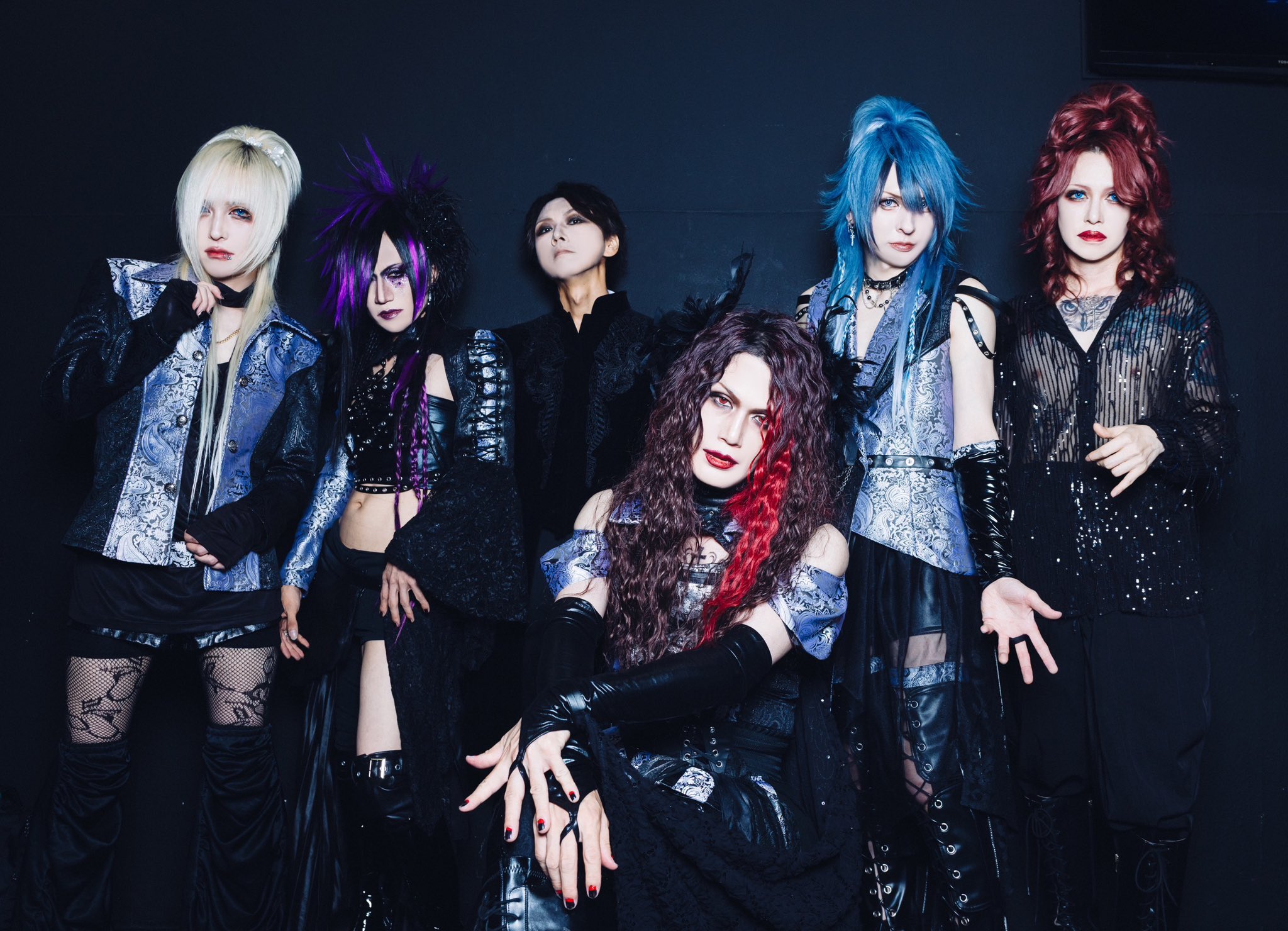 Zeke Deux / La'veil MizeriA ☪ 渚月 (@ZekeDeux_Nazuki) / X