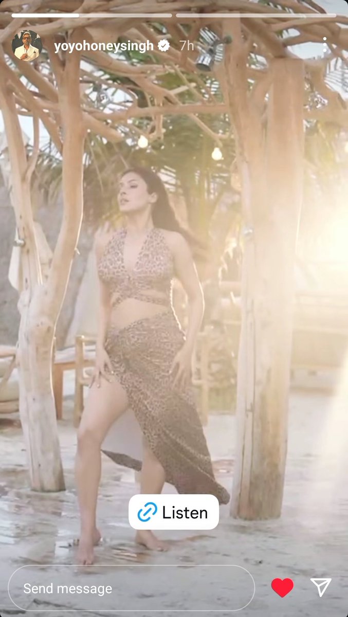 sidnazbest's tweet image. #yoyohoneysingh new instagram story post #ShehnaazGill @ishehnaaz_gill #IkkKudi promotional song When And Where new BTS 😍🔥❤️🌈👑🧿
#WeLoveYouShehnaaz 
#SidNaaz 🌈 keep Shining ✨️ 💖 #EvilEyesOffShehnaaz 🧿 
video credit @mohammedismail234556 ❤️ 
IKK KUDI GADBAD SONG OUT NOW