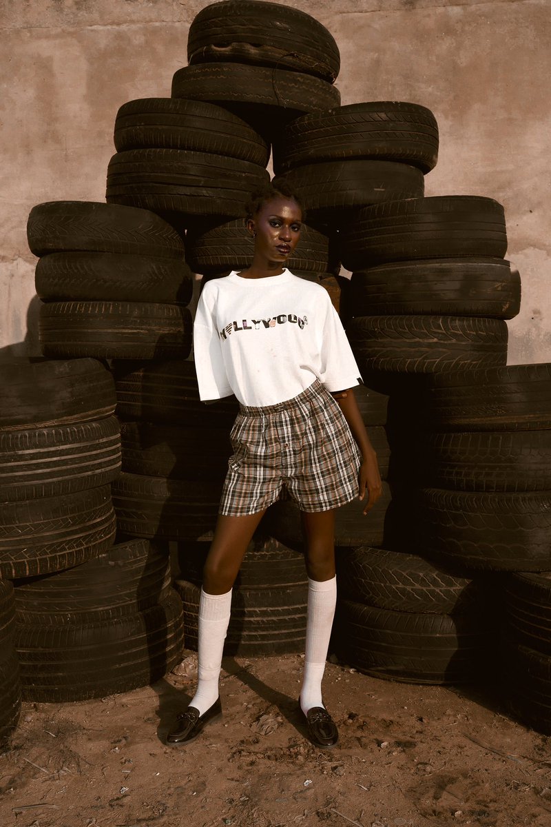 falseactivity's tweet image. 2025 MOLLYWOOD CAMPAIGN || FALSE ACTIVITY X MAKE®️. 
Online store : 29/08 
©2025 False.Activity.kills.Everything

art direction @magapls_ @_ogunsii
styling  #magapls_ #leinadsarchive
makeup  #bellewithjess
hair  #the_arrowbow
talent: #@amina.stephen_
