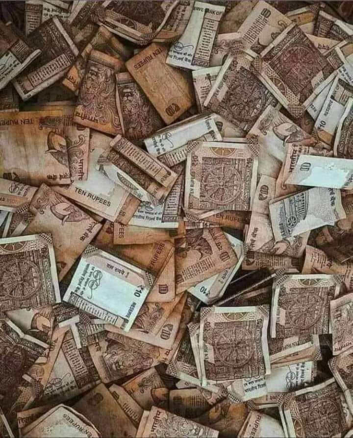 इस तस्वीर में 10₹ के नोट के इलावा एक और नोट भी है

पहचानो...और 101 का नगद इनाम  पाओ 😋🥳