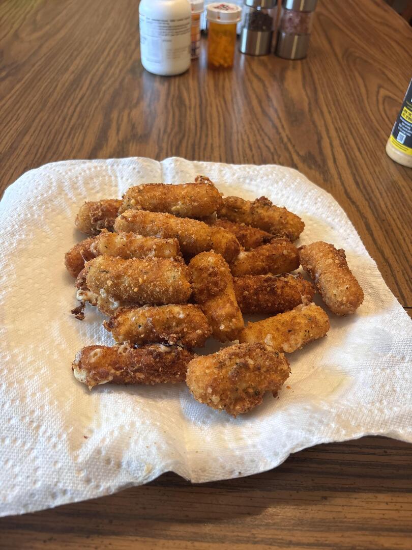 homevsfastfood's tweet photo. homemade mozzarella sticks "[homemade]"
👉 https://t.co/J4kfnLdrNE
#homemadecheese #mozzarellasticks #snacktime #cookingathome #cheesylove #homecooking #food #recipes #foodpic #foodie #foodlover #cooking #hungry #goodfood #homecookingvsfastfood https://t.co/XDkKaR7RGA