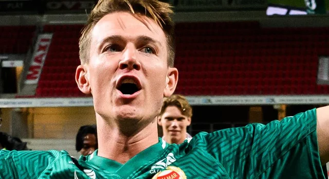 SweeperPod's tweet photo. 🇸🇪 Keeper Jakob Kindberg accomplished a remarkable feat in Kalmar's match v. Helsingborg in the Superettan, Sweden's second tier, this week.

The 31-year-old has now "completed" Swedish football and played in all 10 tiers of country's pyramid - from Division 8 to the Allsvenskan! https://t.co/bX1uHAQlfv