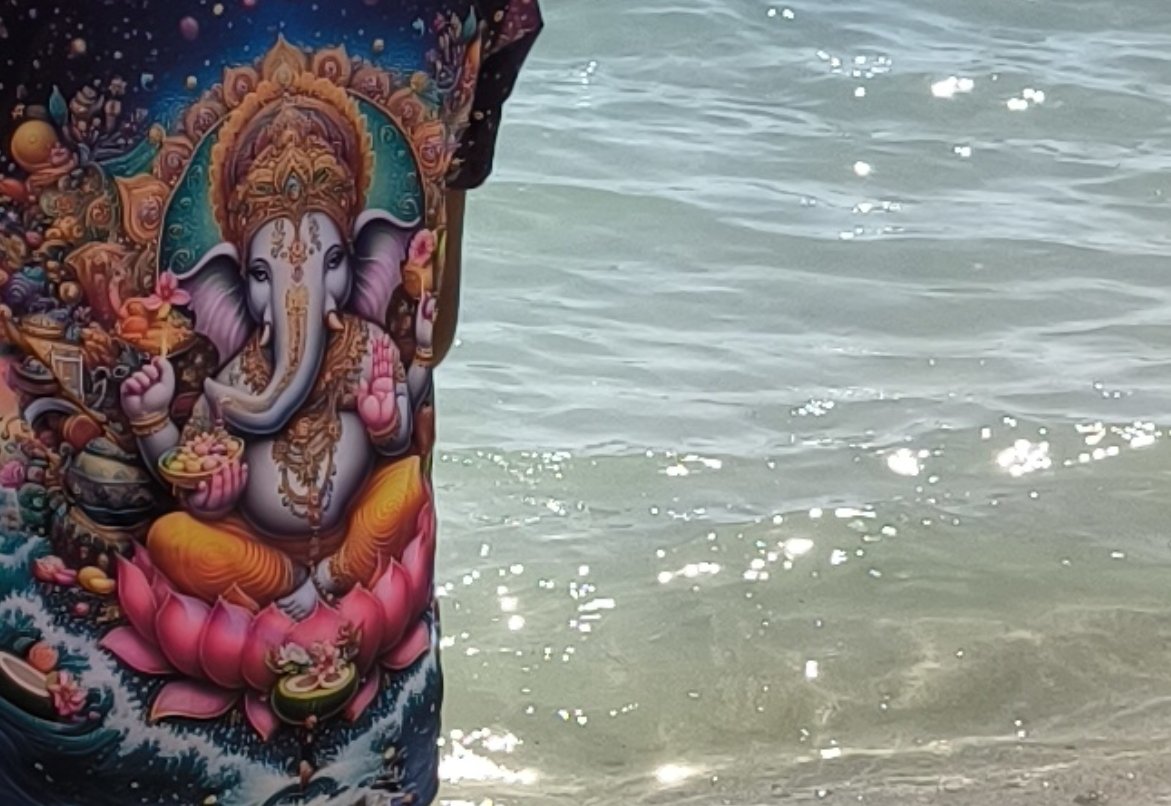 Happy #GaneshChaturthi2025 #Mauritius 
Wish you joy, peace and prosperity...