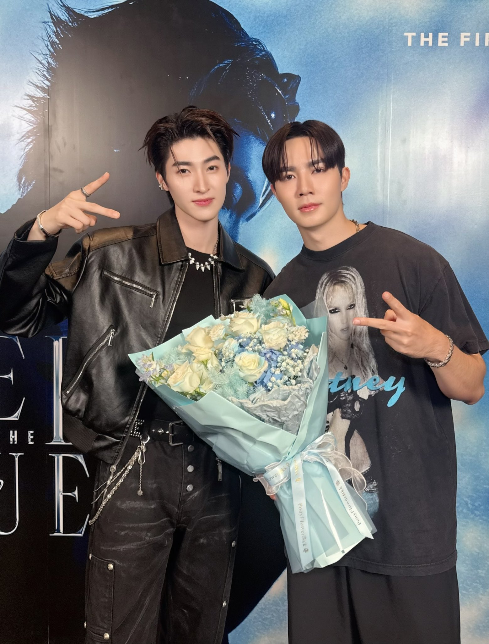 ZeeNunew ดับแสงรวีTheMovie VIP特典サインポスター ZeeNuNew.International (𝙎𝙡𝙤𝙬) (@ZNN_Intl) / X