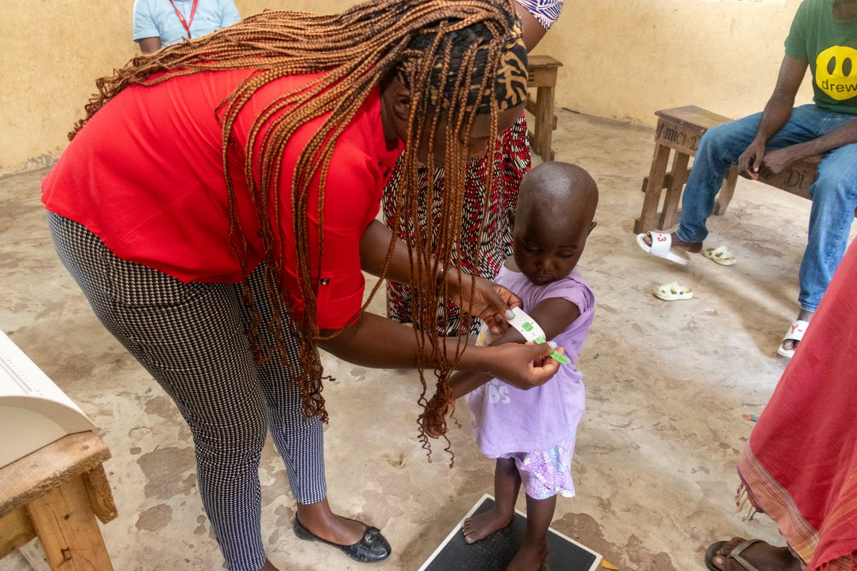 elimu_projects's tweet image. Elimu works to give children under 5 the best start in life through the Elimu Familia Stawi Project.
In our latest outreach, nutritionists led growth checks & shared tips with parents on:
✔️ Nutritious, affordable meals
✔️ Daily hygiene practices
✔️ Parenting with love & patience