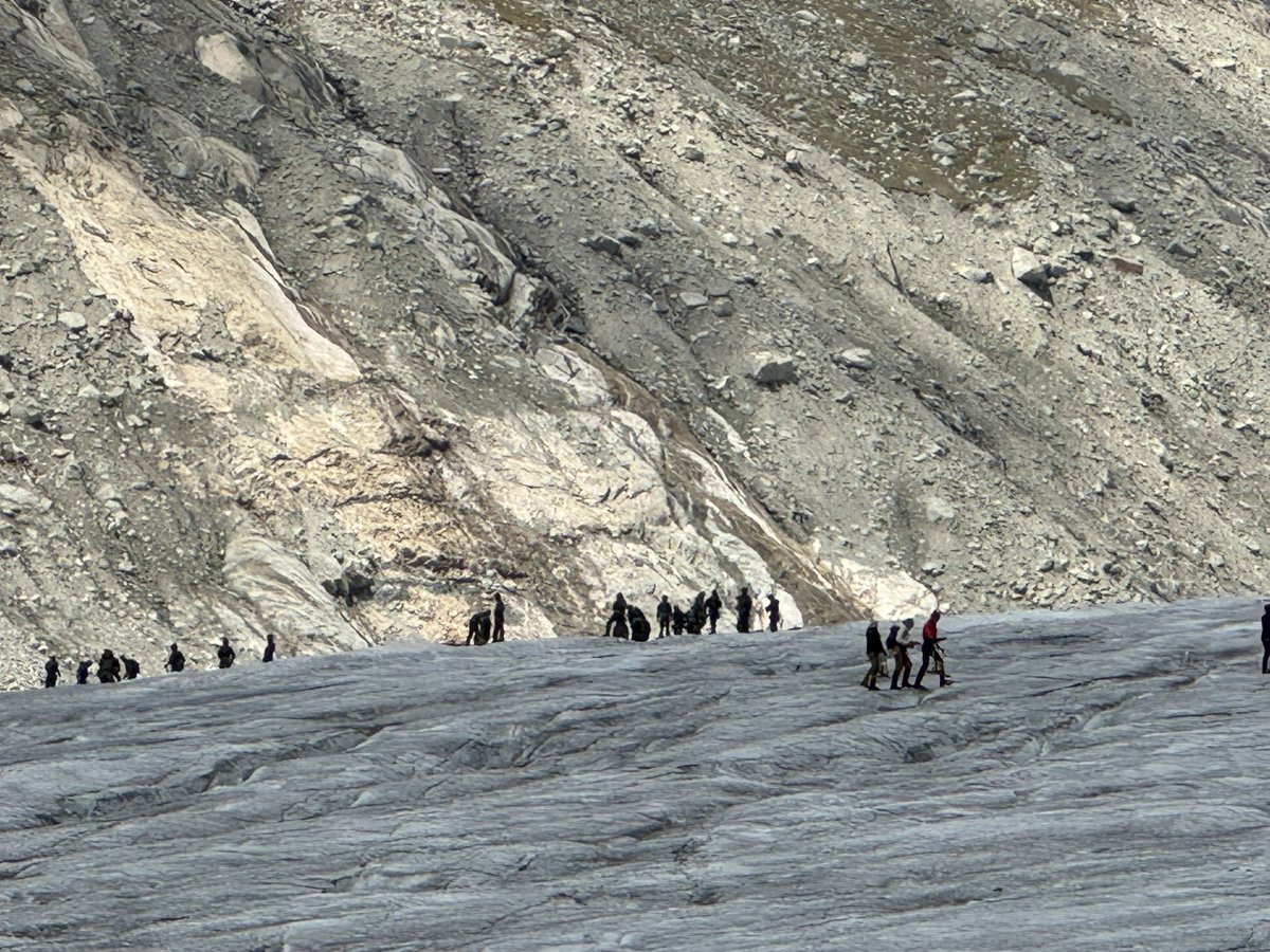 Ernatio's tweet photo. @VAW_glaciology Great!!! We saw some of your field course gadgets and colleagues working on the glacier a few days ago, along with military groups doing field exercises… And of course the mass balance stakes show a strong melting in the lower part of the glacier already! https://t.co/Mvwls6DtWz