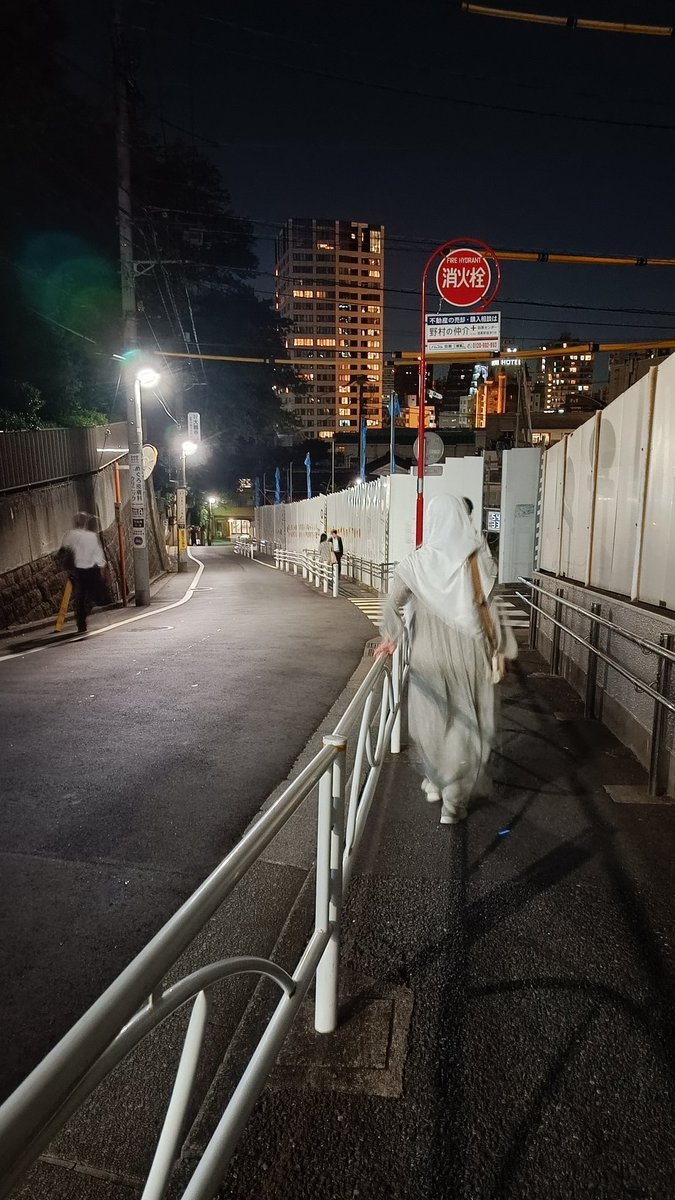 Danangjoyoo's tweet photo. Jam 11 PM. meguro river. https://t.co/poqBSJhgaC