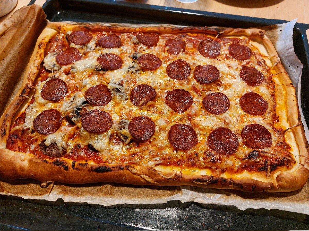 いただきます～ 🍕 🤤