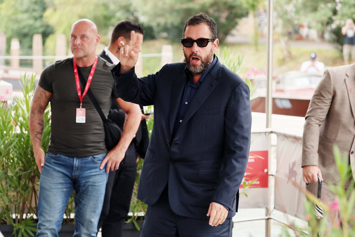 A rare sighting... Adam Sandler NOT in a baggy tee and basketball shorts today at the Venice Film Festival 👏