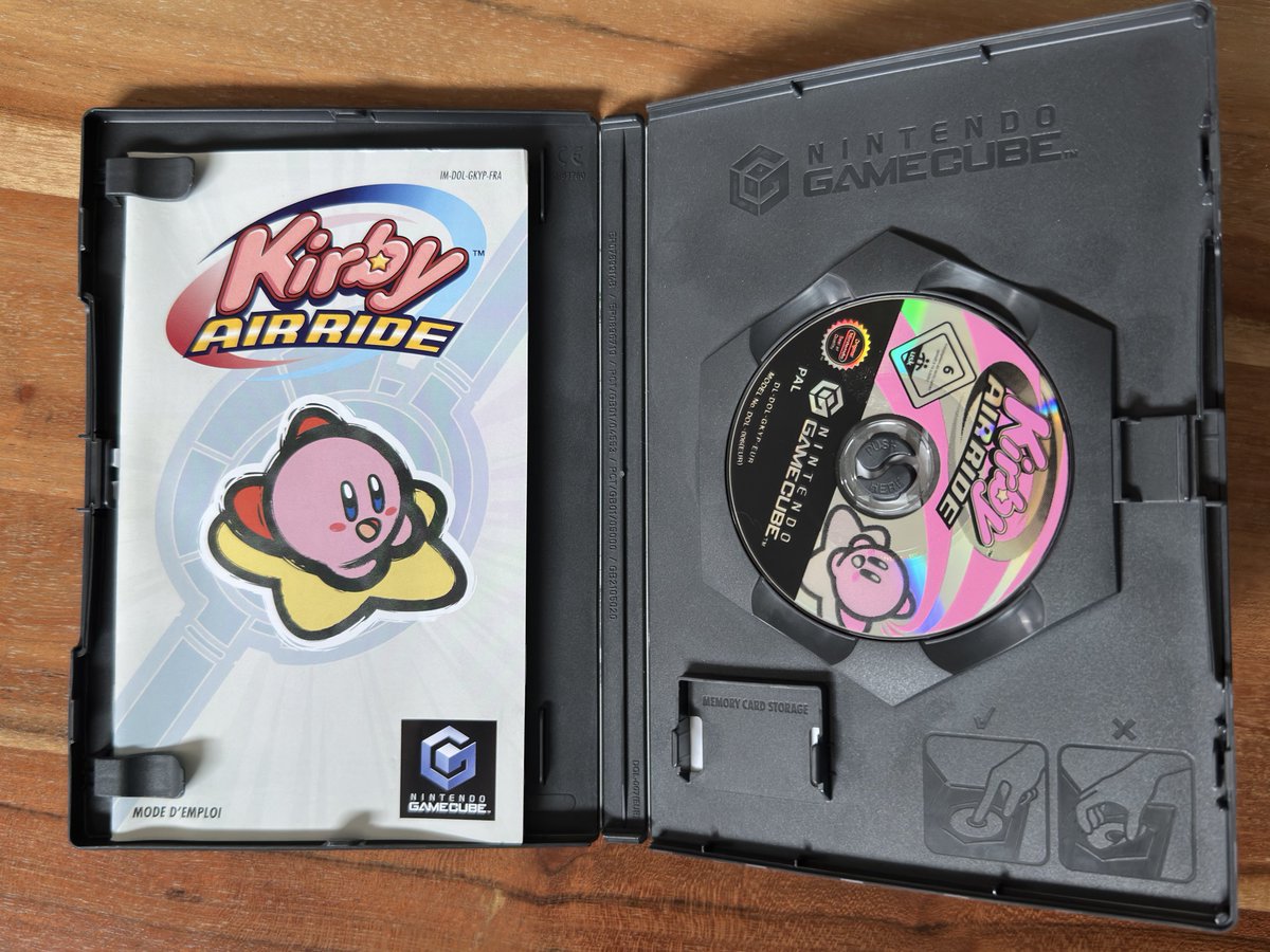 Même si personne ne l’attendait, vivement le retour de Kirby Air Ride, ma version Gamecube se sentait bien seule depuis des années :