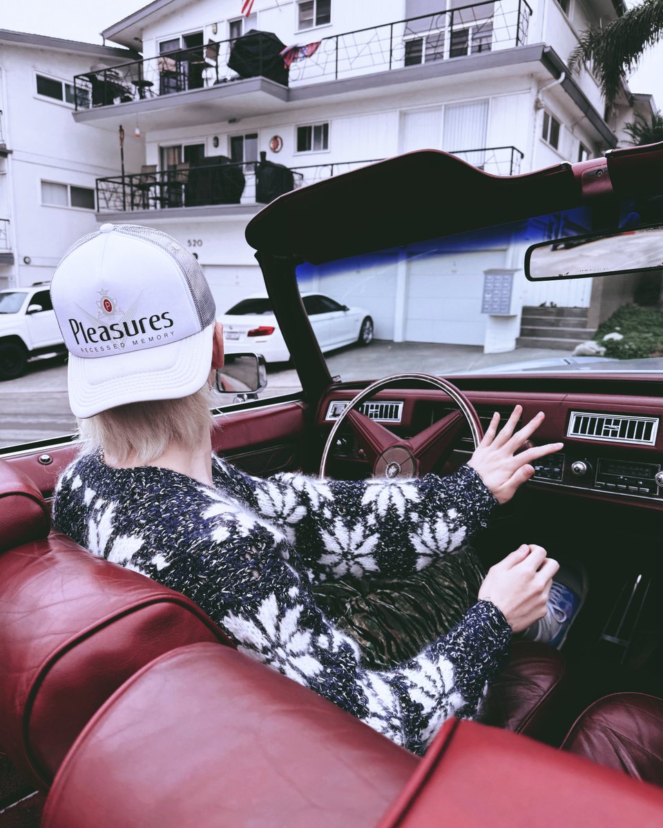 Seonghyexn's tweet image. Easy roads, easy moods.