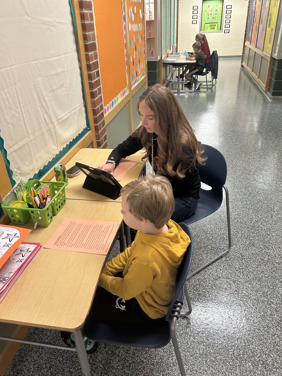 pinestreetelem's tweet image. The district ELA team is at Pine testing students @PalmyraSchools #benchmarks #meetingstudentswheretheyareat #ThisIsPalmyra #ThisIsPine