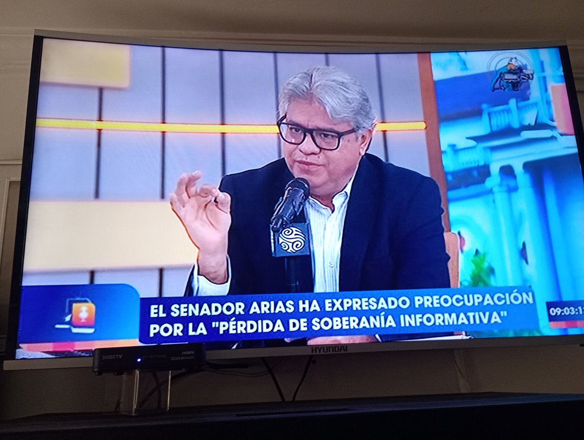 pedroferneyc's tweet photo. #MeIndigna: este senador petrista Wilson Arias que nunca hizo empresa solo se dedica a perseguir a los empresarios de Colombia 🇨🇴 con sus nefastas políticas socialistas @darcyquinnr https://t.co/X3XKe6GiuQ