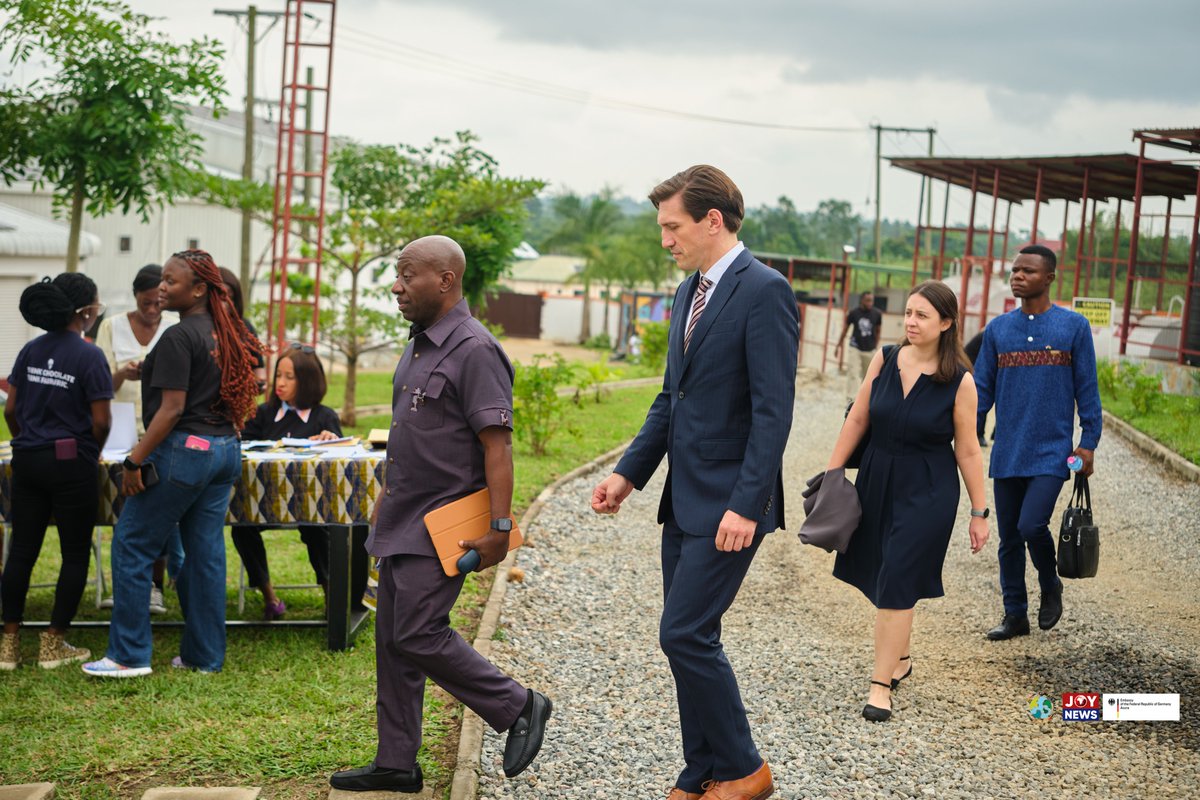 Joy997FM's tweet image. PHOTOS: JoyNews–German Embassy Climate Talks on Green Cocoa Processing, focusing on energy efficiency and waste management at Fairafric, Suhum. 

#JoyNews #ClimateTalks