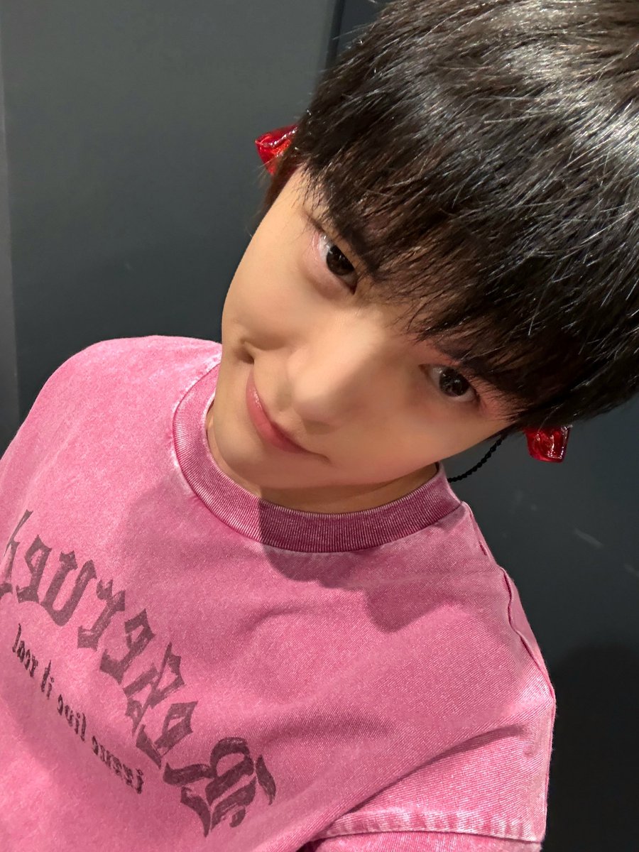 Official_MX_jp's tweet image. 2日間いっしょにしてくれてありがとう! ‘ㅡ’ 死ぬまでだいすき #ミニョク