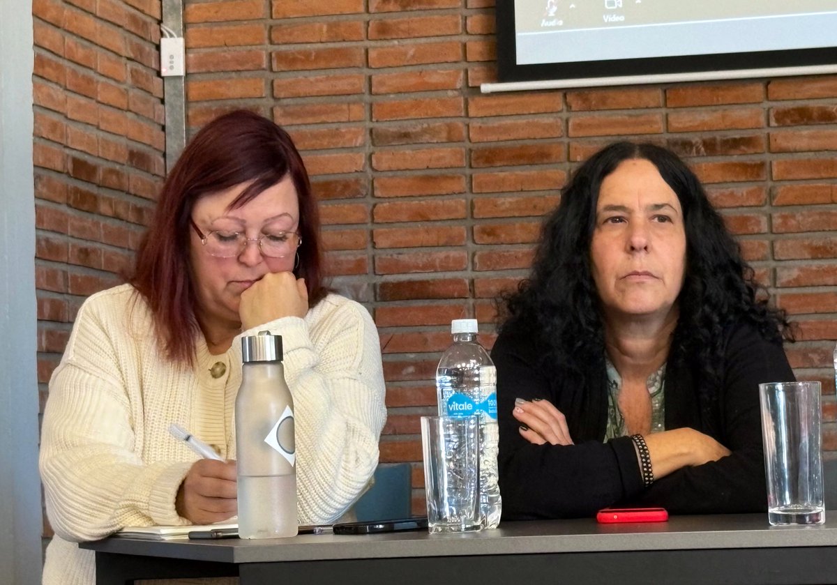 Udelaruy's tweet photo. ➡️ A continuación, se desarrolla un panel sobre las nuevas necesidades de avance en políticas curriculares, los desafíos en la construcción del Sistema Nacional de Educación Terciaria, alternativas de ingreso a la Udelar y fortalecimiento de las carreras en primer año. https://t.co/aJSPs5uqTp