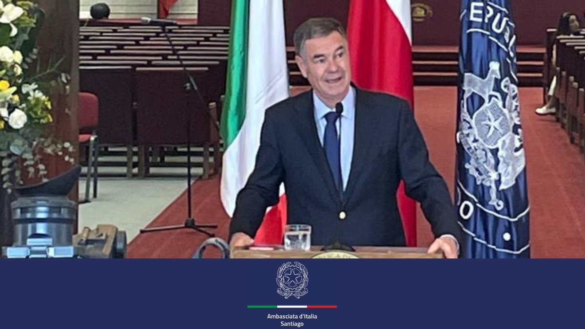 Emb. <a href="/ValeriaBiagiott/">Valeria Biagiotti</a> en el Congreso Nacional para la inauguración de la exposición “Gabriela Mistral vuelve a Italia”, promovida por el Presidente del Senado Manuel José Ossandón Irarrázabal, el Senador Sergio Gahona Salazar y el Alcalde de Vicuña, Mario Aros Carvajal.