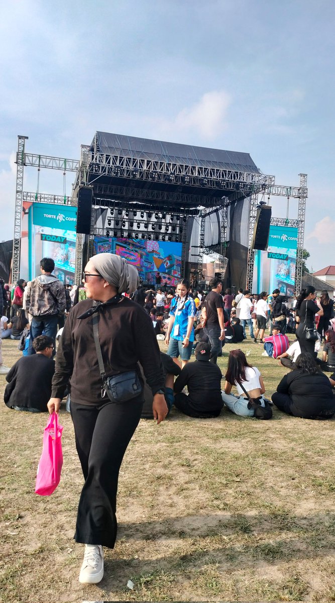 InurAmi's tweet photo. Dah lama gk post✨ https://t.co/WjvvpSziEV