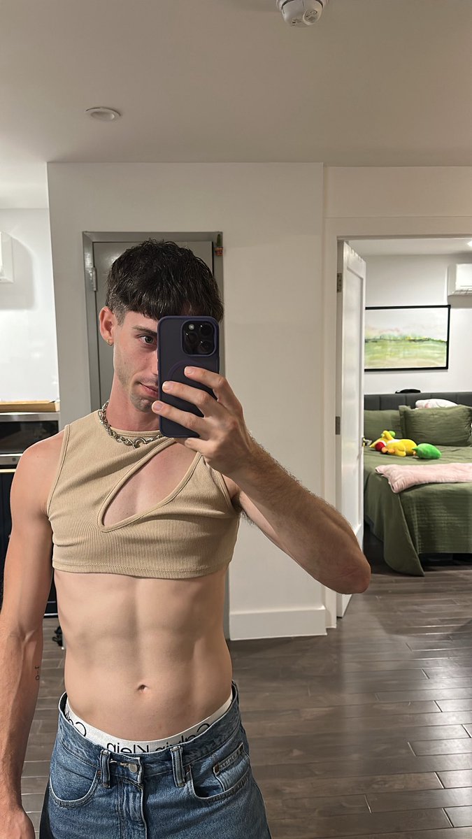 Yayyyyyyyyy I’m 33 yayyyyyy 🎂🎈🥳