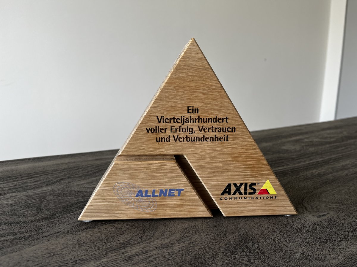 ALLNET (@allnetgmbh) on Twitter photo 25 Jahre ALLNET & <a href="/Axis_DACH/">Axis Communications</a>! 🥳🎂
Vor einem Vierteljahrhundert begann die Partnerschaft zwischen Axis Communications und ALLNET. Danke Axis Communications für die gemeinsamen Jahre – wir freuen und auf die auf die nächsten 25 Jahre gemeinsam mit Euch!
#AXIS #Partnership 25 Jahre ALLNET & <a href="/Axis_DACH/">Axis Communications</a>! 🥳🎂
Vor einem Vierteljahrhundert begann die Partnerschaft zwischen Axis Communications und ALLNET. Danke Axis Communications für die gemeinsamen Jahre – wir freuen und auf die auf die nächsten 25 Jahre gemeinsam mit Euch!
#AXIS #Partnership