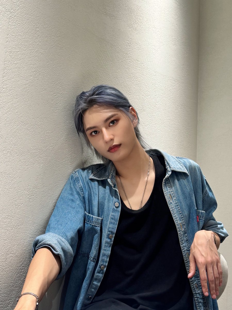 nchiveofficial's tweet photo. [#유찬]
더워🥵
#엔카이브 #NCHIVE #NCV
#YUCHAN https://t.co/q6a7FKLkcO